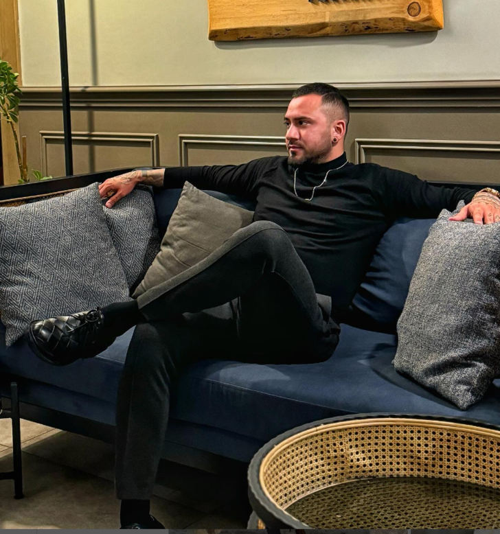 Selin Ciğerci'nin eski eşi Gökhan Çıra İstanbul'daki hayatını bırakıp o şehre yerleşiyor! G4