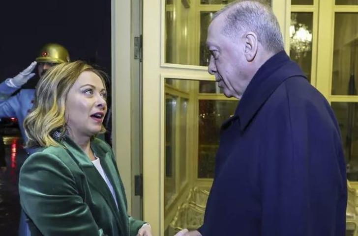 İlber Ortaylı, İtalya Başbakanı Meloni ile görüşmesini anlattı! O sözleri gündem oldu... 'Afrikalı göçmenler' iddiasına resmi açıklama geldi G1