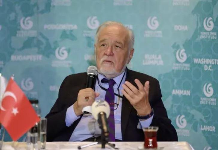 İlber Ortaylı, İtalya Başbakanı Meloni ile görüşmesini anlattı! O sözleri gündem oldu... 'Afrikalı göçmenler' iddiasına resmi açıklama geldi G4