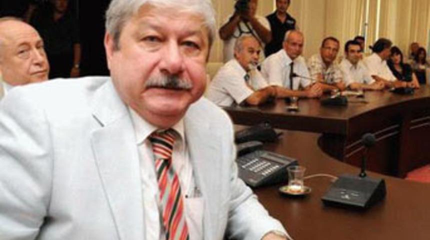 GATA ile camiyi bir tuttu!