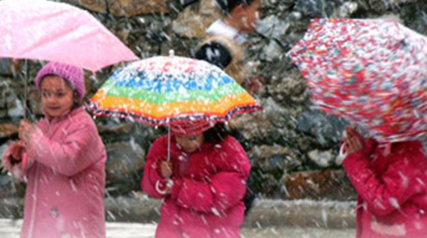 İstanbul'a sulu kar geliyor