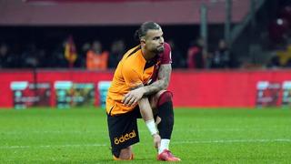 Trabzonspor maçında sakatlanarak oyundan alınan Abdülkerim Bardakcı'nın son durumu belli oldu! İşte yıldız ismin kaçıracağı maçlar