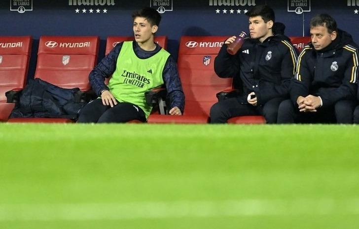 Oyuna alınmadığı için yeleğini yere fırlatmıştı! Arda Güler'in tepkisi pahalıya patladı... Gönderiliyor! G3