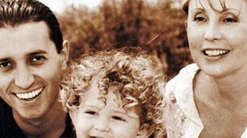 Oğluyla &ouml;l&uuml;m iksiri i&ccedil;ti