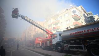 Çanakkale'de ailesinin yaşadığı evi yakan cezaevi firarisi 9 saat sonra teslim oldu