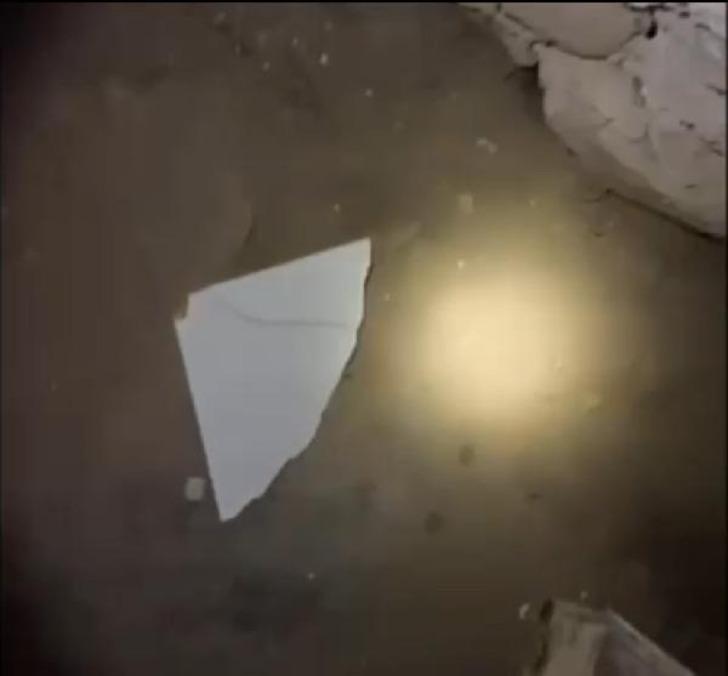  Evde tünel, kömürlükte silah atölyesi! Yatak odasına giren İzmir polisi de şaşırdı... 25 ayrı suçtan cezası vardı, yakalandı G5