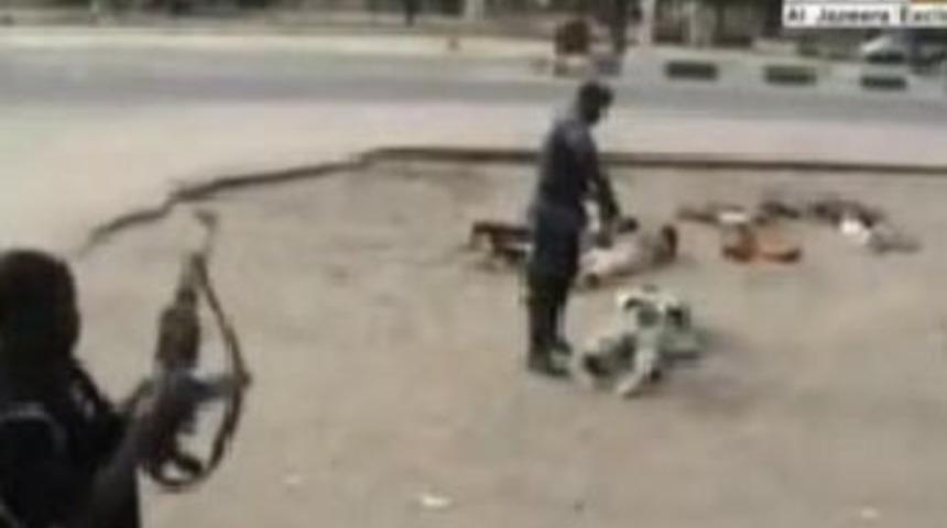 Hristiyan polisler m&uuml;sl&uuml;manları katlediyor!