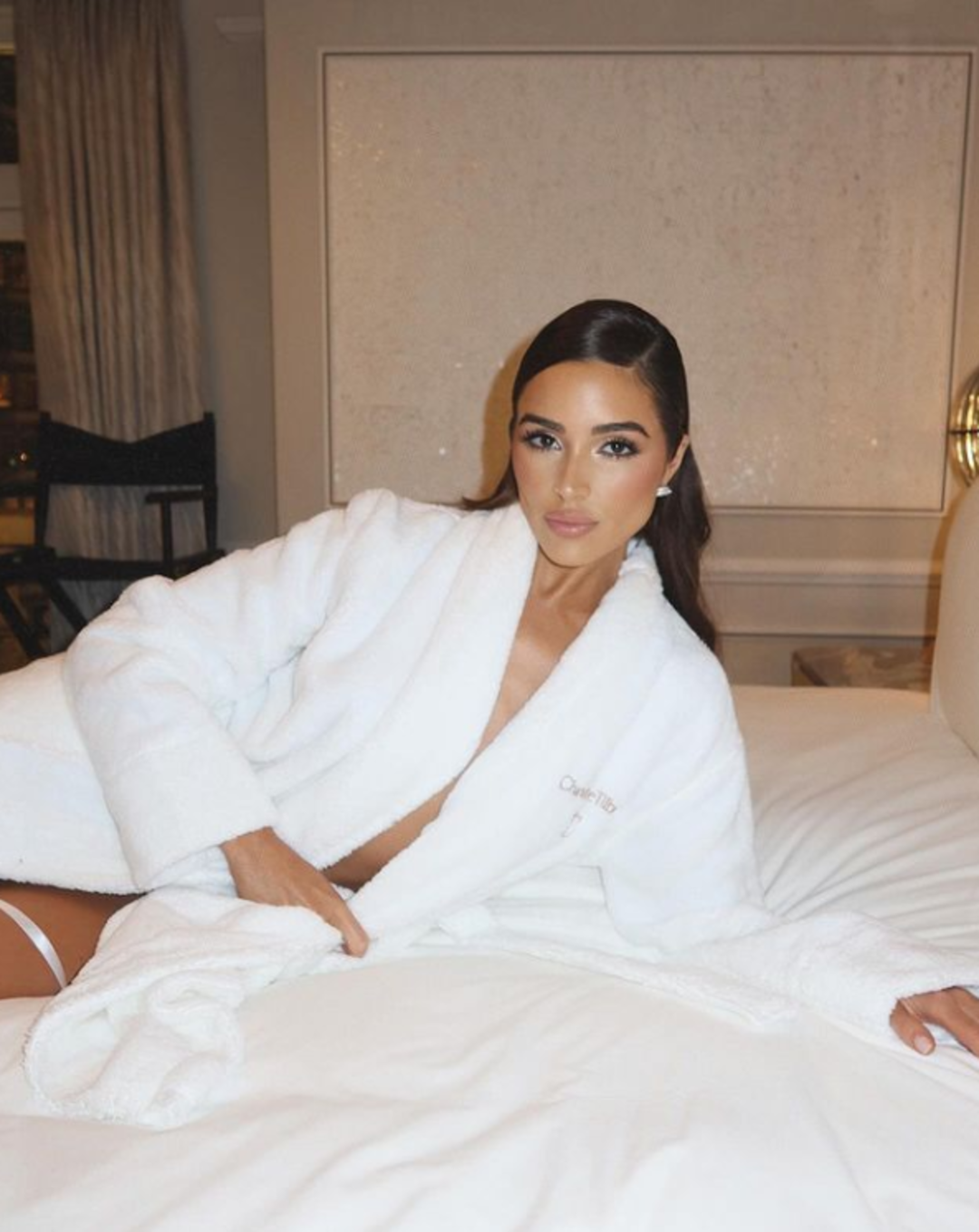 Maxim 'Dünyanın en seksi kadını' seçmişti! Olivia Culpo tribün pozlarıyla olay oldu 1080xauto