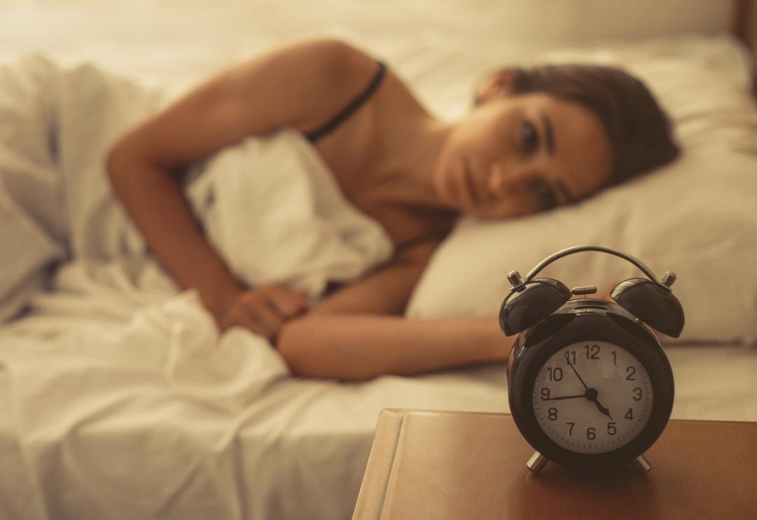 15 dakikada etki ediyor, saatlerce kalıyor... İyi bir gece uykusu i&ccedil;in gereken 5 şey! D&uuml;nyaca &uuml;nl&uuml; uzman a&ccedil;ıkladı