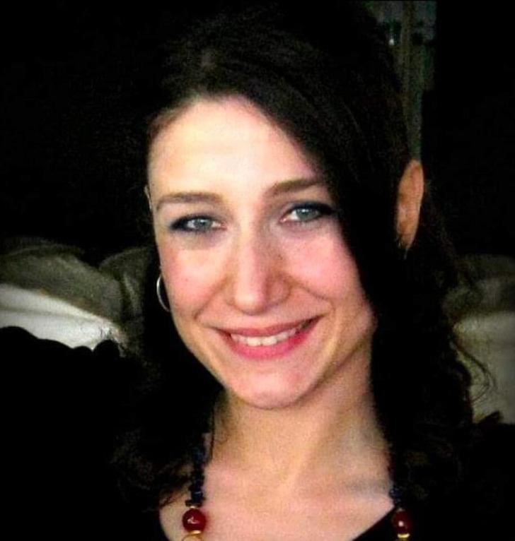 Öğretim görevlisi dehşeti! Eşine, kızına, kayınvalidesine ateş açıp intihar etti: İzmir'de korkunç sabah G2