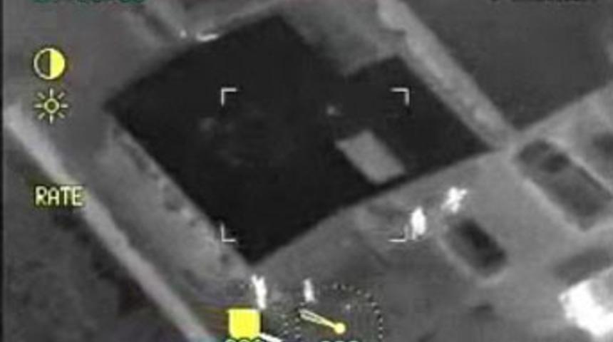 Yakalanacağını anlayınca kendini vurdu