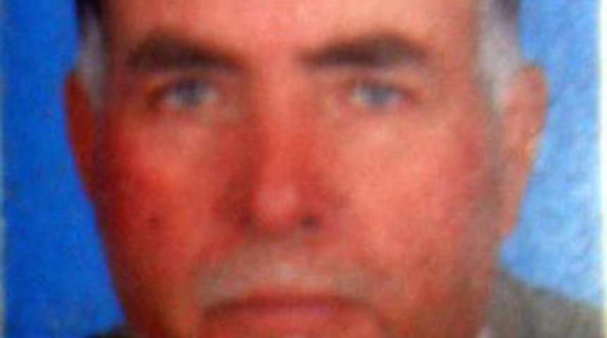 Cenazesine davet edip intihar etti