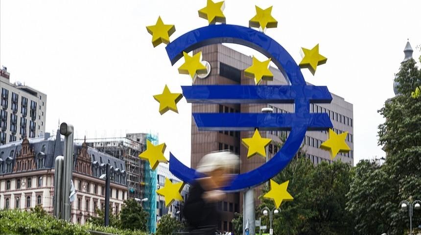 Piyasalar ECB'nin faiz kararına odaklandı: Banka faiz indirimlerine ne zaman başlayacak, işte uzmanların beklentileri 