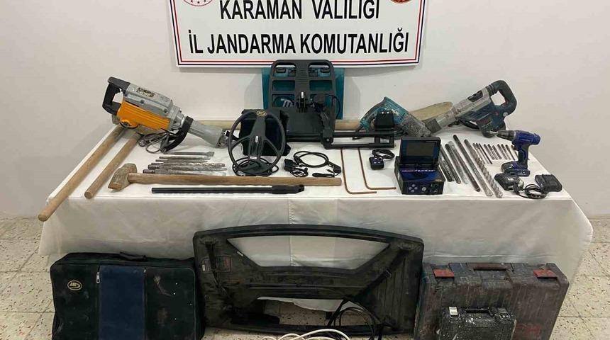 Karaman’da kaçak kazı yapan 5 kişi yakalandı