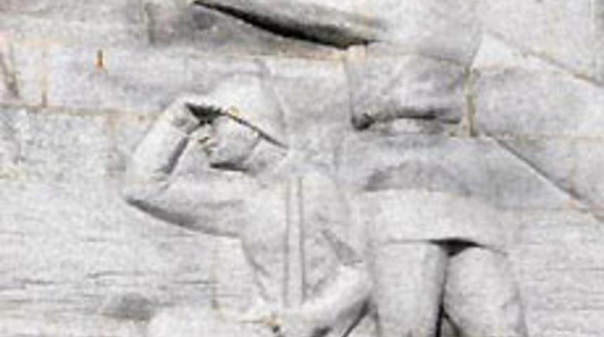 Şehitler Abidesi'nde skandal hata