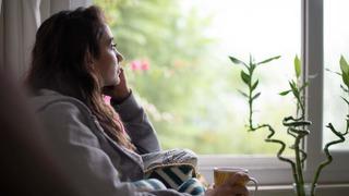 Uzmanı kadınları uyardı! '40 yaşından önce yapılmalı' Çocuk sahibi olmayı erteleyen kadınlar için yeni yöntem: Yumurta dondurma