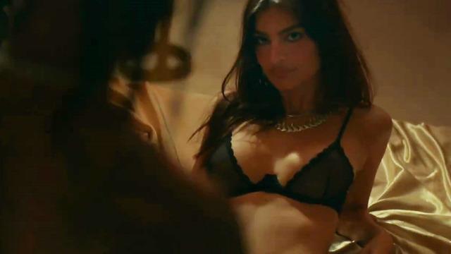 Emily Ratajkowski ve Travis Scott'un ateşli sahneleri... Klip için bir araya geldiler