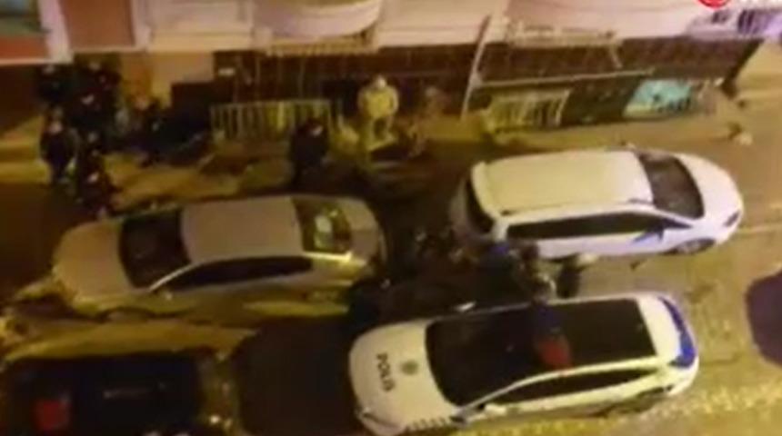 Esenyurt'ta gece yarısı eski koca dehşeti! Eski eşini 9 yerinden bıçakladı, sonra da intihar etti