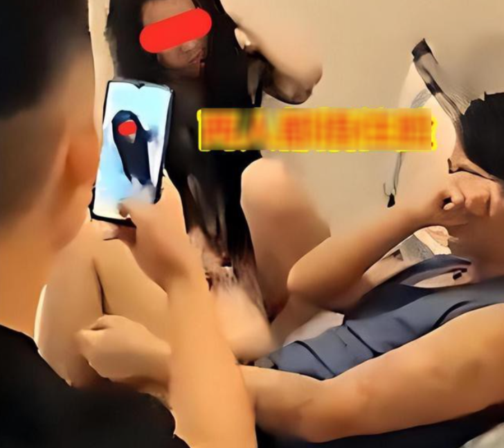 Karısı ve en yakın arkadaşını aynı yatakta yakaladı! Gözyaşlarına hakim olamadı... İhaneti sosyal medyadan ifşa etti G1