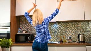 Genç kalmanın sırrı meğer herkesin evindeymiş! Şimdi mutfağa gittiğinizde bir kez daha düşünün... 