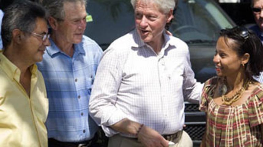 Bush'un eli 'kirlenince'...