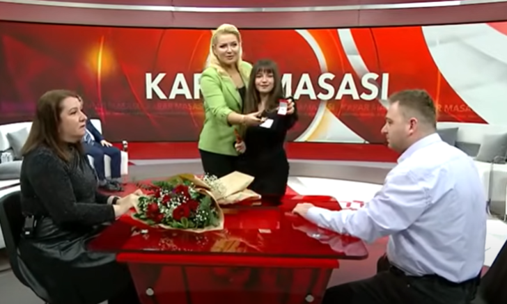 Çapkınlık yaparken karısına yakalanmıştı! Sihirbaz Özgür eşi ve ortağına aynı yüzüğü almış! 'Kampanya vardı...' sözleri olay oldu G5