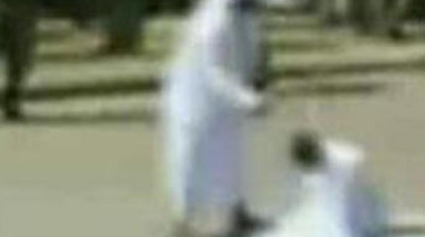 Kılı&ccedil; tam inerken idamlığı affetti