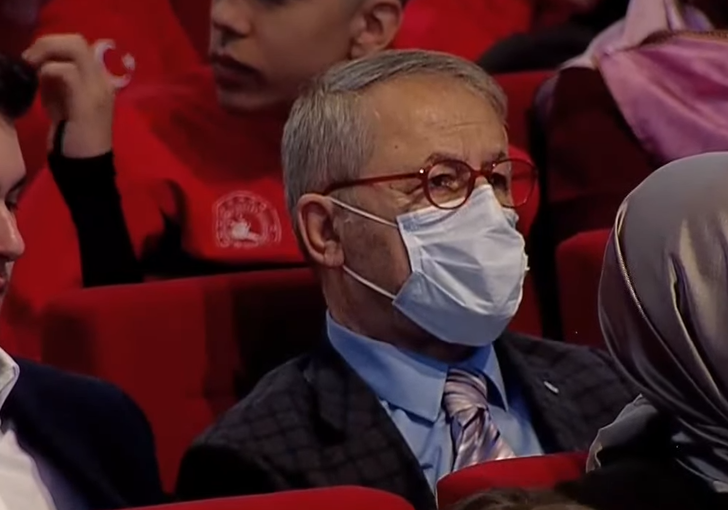 Murat Kurum'un İstanbul projelerini açıkladığı programa Prof. Dr. Naci Görür'ün de katıldığı görüldü G1