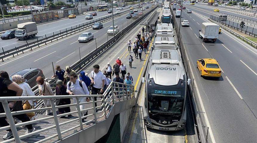 Metrobüs durak isimleri 2025 - Metrobüs durakları nelerdir? Metrobüs saat kaça kadar çalışıyor?