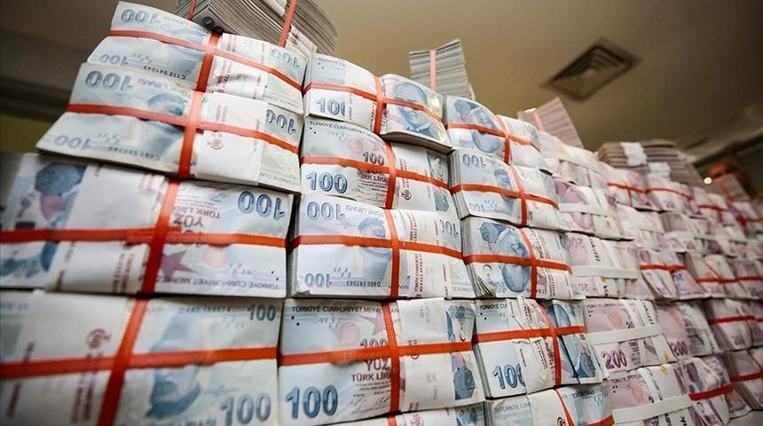 Bankacılık sektörünün kredi hacmi geriledi