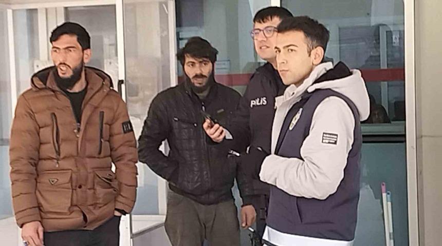 3 yaşındaki &ccedil;ocuğun &ouml;l&uuml;m&uuml;nde darp ş&uuml;phesi