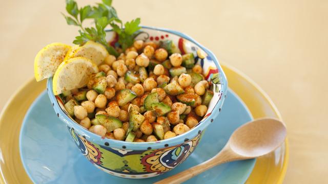 Nohut salatası tarifi: Nohut salatası nasıl yapılır?