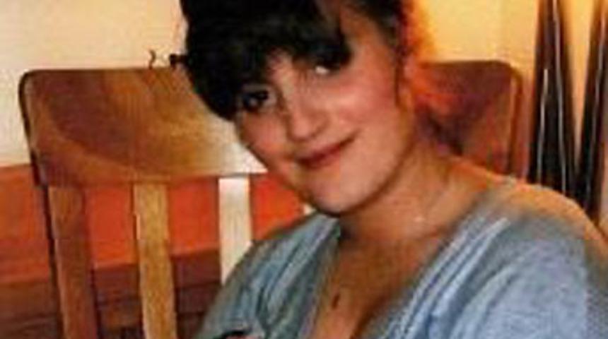 İzmarit arabasını havaya u&ccedil;urdu