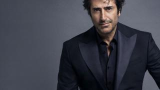 Mahsun Kırmızıgül klip çekimi için duşa girdi! O anlar sosyal medyanın gündemine oturdu