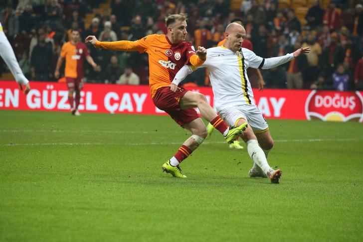 Galatasaray'ın liderliği sonrası spor yazarlarından şampiyonluk yorumu! "Fenerbahçe'den bir adım önde, Galatasaray şampi..." G3