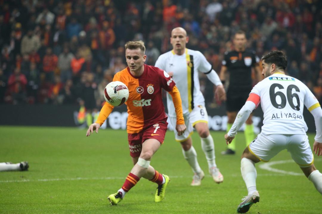 Galatasaray &ouml;ld&uuml; &ouml;ld&uuml; dirildi! Sarı-Kırmızılılar İstanbulspor karşısında Kerem'in ve Icardi'nin golleriyle geriden gelerek kazandı