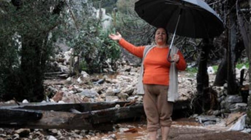 50 bin liralık altını sel g&ouml;t&uuml;rd&uuml;