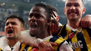 Fenerbahçe Başakşehir karşısındaki oyunuyla Süper Lig tarihinin rekorunu kırdı!