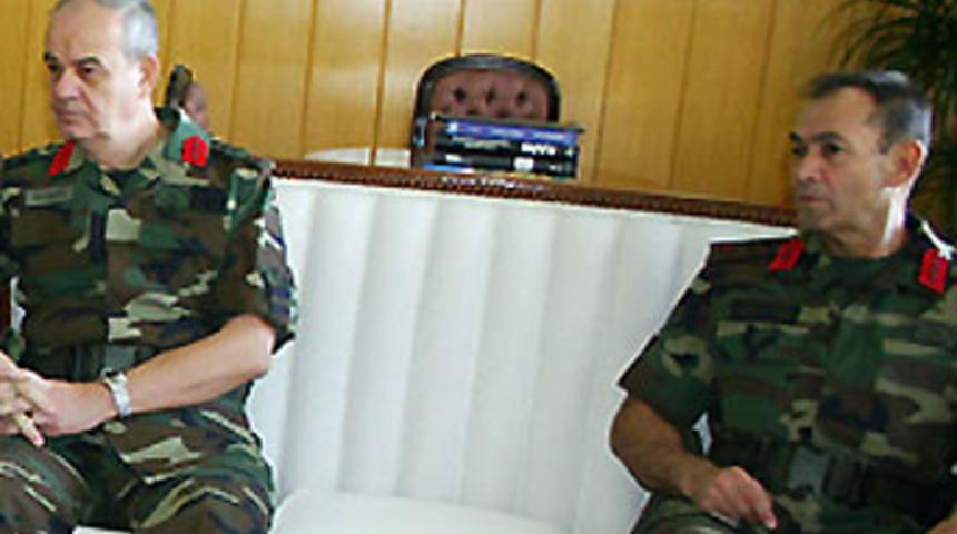 '1 numaralı sanığı' aracına &ccedil;ağırdı