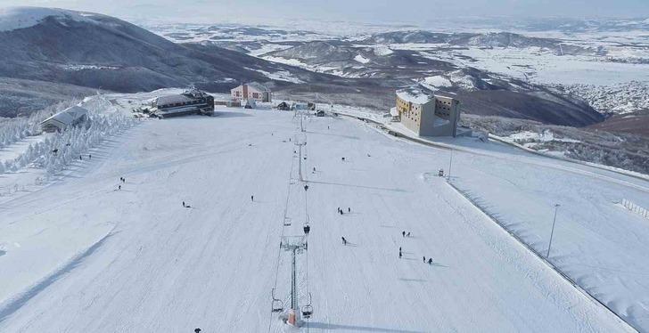 Kayak yapmadan önce dikkat! Ortopedi uzmanı uyardı 'Basit yaralanmalar büyük sakatlıklara yol açabilir' G5