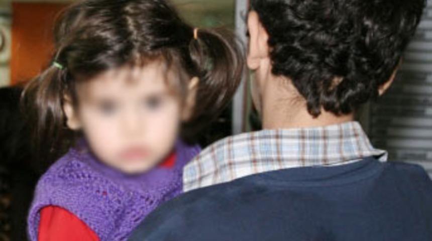 "Sıkma yeter, annem &ouml;ld&uuml;"