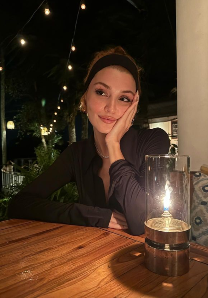 Hande Erçel'in kızıl saçları çok konuşulmuştu... Ama kızıl sevdası kısa sürdü! Oyuncu tekrardan imaj değiştirdi G3