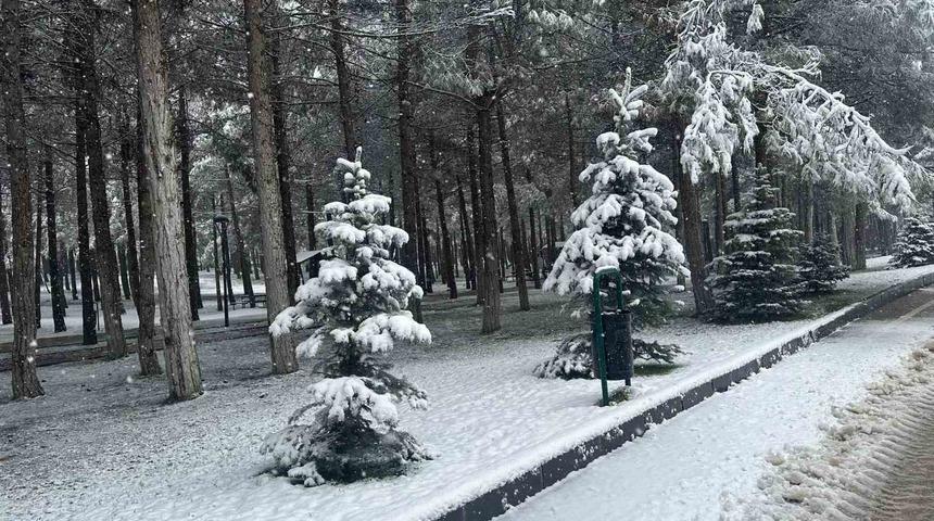Gaziantep beyaza büründü, kartpostallık görüntüler ortaya çıktı