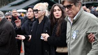 Hülya Yiğitalp'in evlat acısı! Uzay mühendisi oğlu korkunç kazada hayatını kaybetmişti... Son yolculuğuna uğurlandı