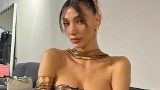 2018 Türkiye güzeli ünlü model Şevval Şahin derin göğüs dekolteli tulumuyla poz verdi! Pozlara beğeni ve yorum yağdı