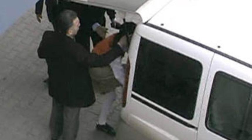 &Ouml;ğrencilerden eşek şakası