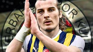 Çağlar Söyüncü resmen Fenerbahçe'de! Menajeriyle birlikte Türkiye'ye gelmek için yola çıkıyor...