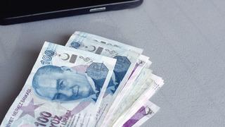 Memuru, emeklisi, mavi yakalısı… 20 milyon SGK sigortalısını kapsıyor! Pilot maaş skalası ile farklı asgari ücret önerisi