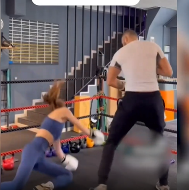 Avatar Atakan boks dersi verdiği karısını tek yumrukla yere serdi! Karısının tepkisi çok konuşuldu G2