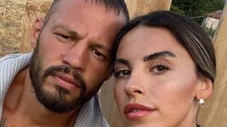 Avatar Atakan boks dersi verdiği karısını tek yumrukla yere serdi! Karısının tepkisi çok konuşuldu